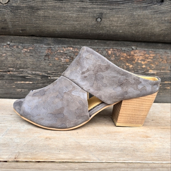 Slayte NEW Miranda Modern Urban Edge Neurtral Camo Block Heel Mule Sandal 8M - Picture 15 of 15